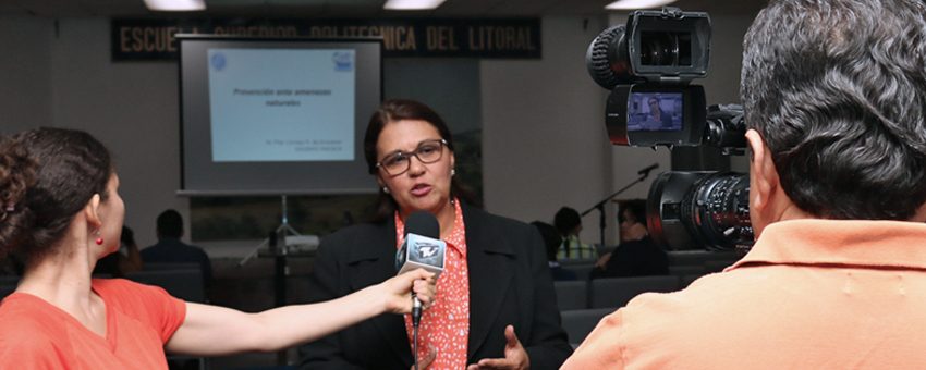 Profesora de ESPOL expone medidas de prevención ante amenazas naturales