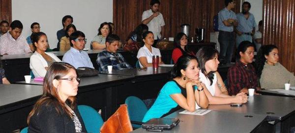 Investigadores del CIBE presentan resultados de estudios científicos
