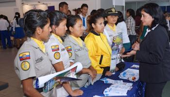 ESPOL, presente en la Feria ‘Del Cole… a la U’