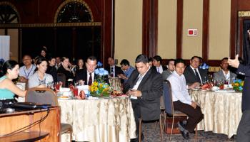 “ESPAE-ESPOL reúne a 160 empresarios para analizar la perspectiva económica 2014”